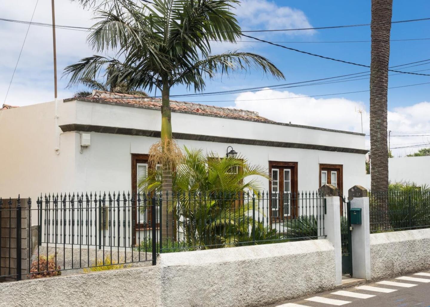 Donde Conchita, Buhardilla Con Bano Compartido, Cerca Del Aeropuerto Norte San Cristóbal de La Laguna Exterior foto